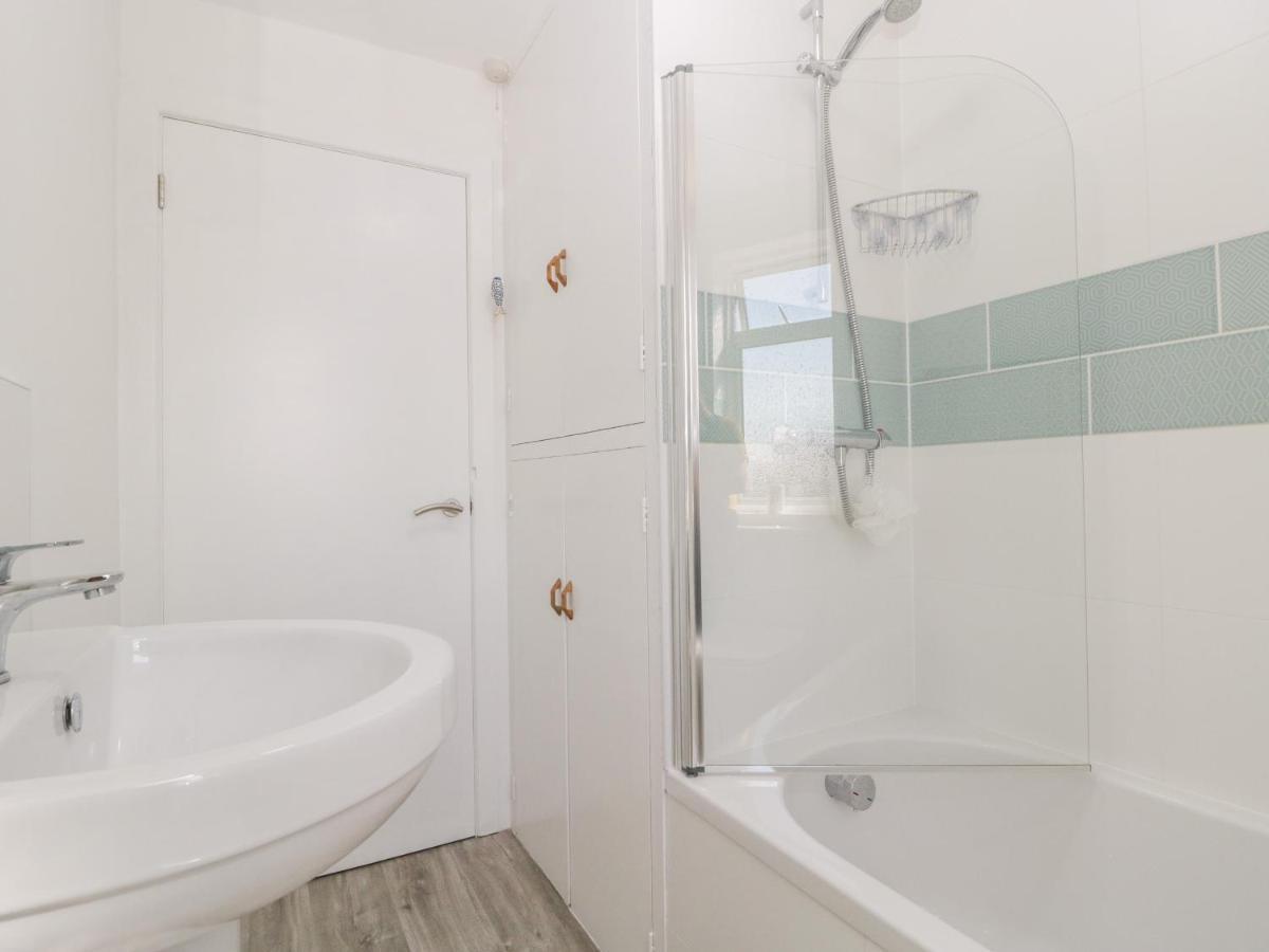 Swanage Town Apartment Екстериор снимка