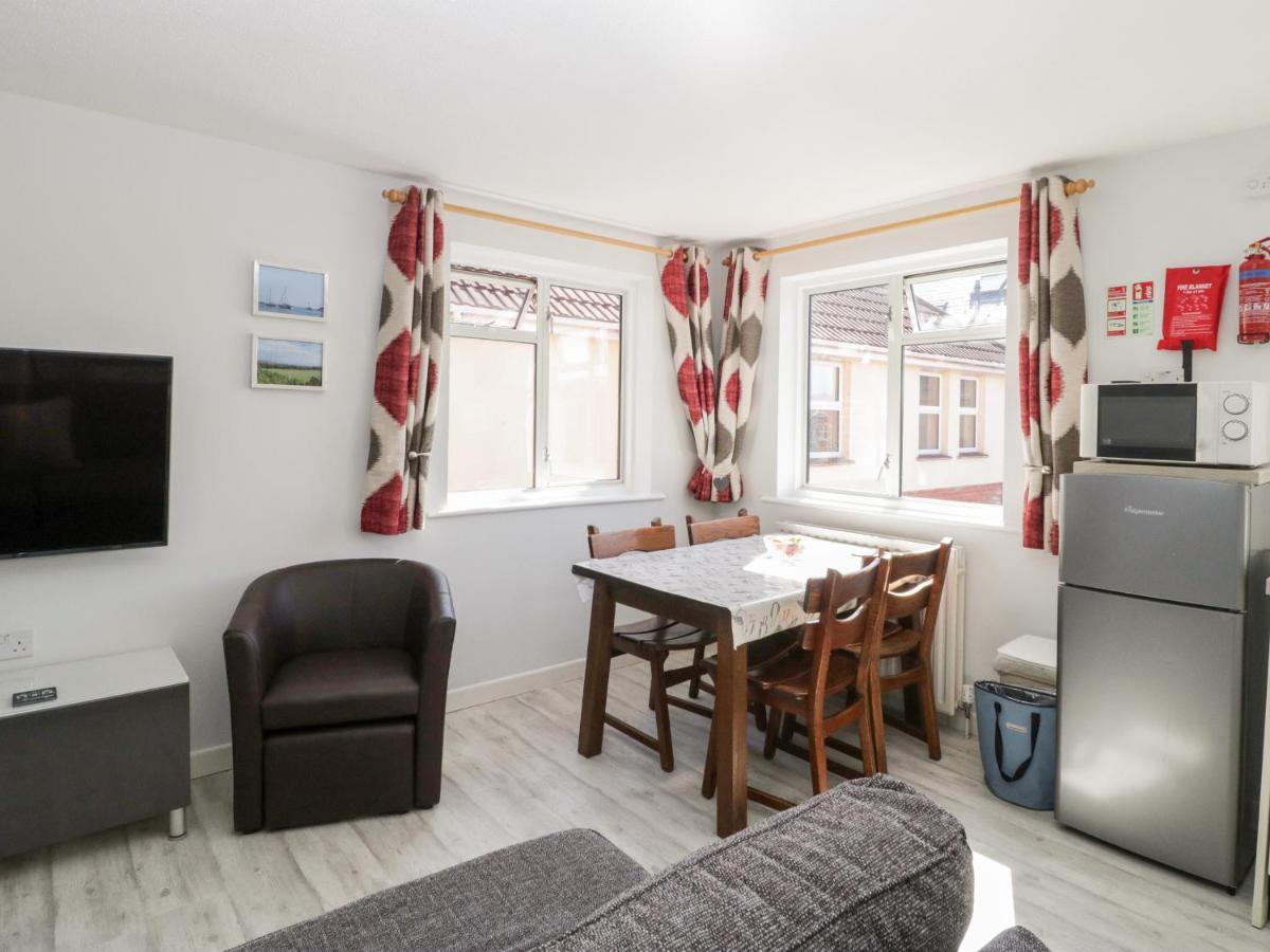 Swanage Town Apartment Екстериор снимка